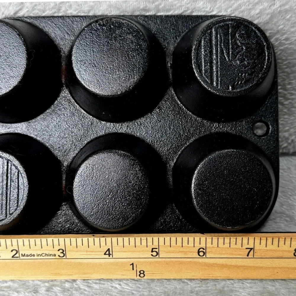 Vintage Cast Iron 6 Cup Muffin Cornbread Camping Pan Popover Skillet Bakeware